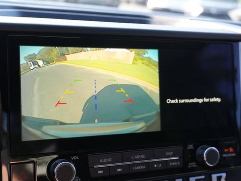 Used 2025 Nissan Frontier SV RWD image 30