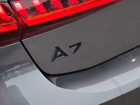 Used 2021 Audi A7 e Premium Plus w/ Executive Package image 36