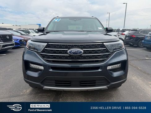 Certified 2024 Ford Explorer XLT w/ Equipment Group 202A AWD/4WD image 3