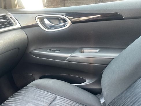 Used 2019 Nissan Sentra SV FWD image 20