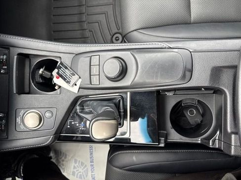 Used 2017 Lexus ES 350 w/ Premium Package FWD image 33