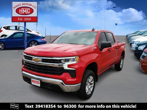 Used 2024 Chevrolet Silverado 1500 LT Trail Boss w/ Convenience Package II image 1