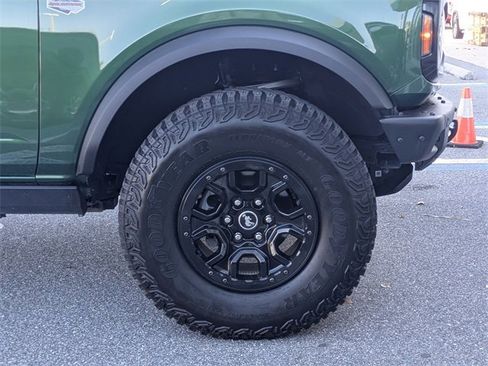 Used 2024 Ford Bronco Wildtrak image 10
