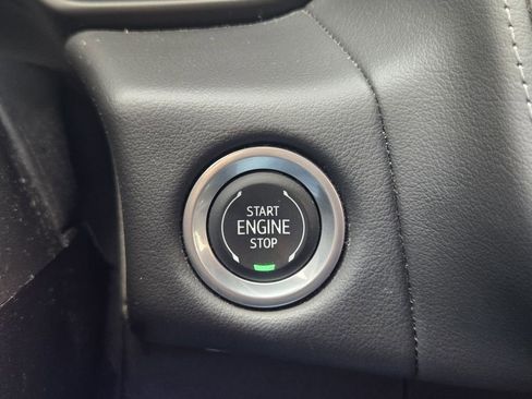 Used 2024 Chevrolet Suburban Z71 w/ Z71 Off-Road Package image 24