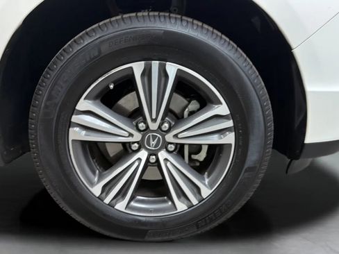Used 2017 Acura MDX FWD image 25