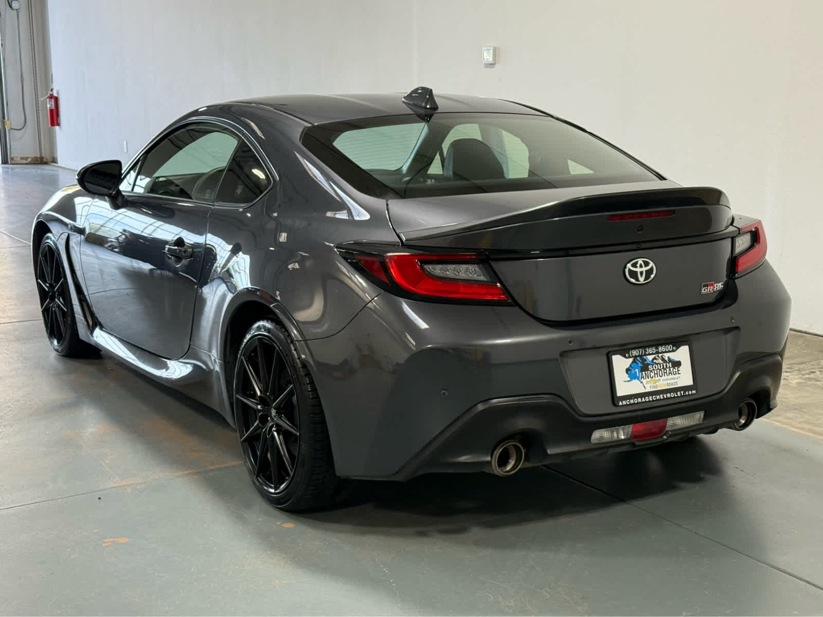 Used 2024 Toyota GR86 Premium RWD image 4