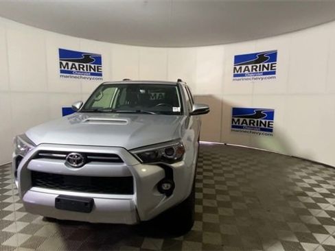 Used 2024 Toyota 4Runner TRD Off-Road Premium image 5