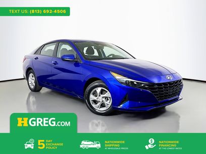 Used 2023 Hyundai Elantra SE w/ Preferred Accessory Package