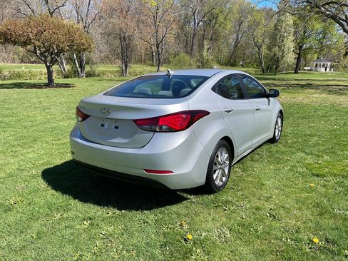 Used 2015 Hyundai Elantra SE w/ Option Group 02 FWD image 20