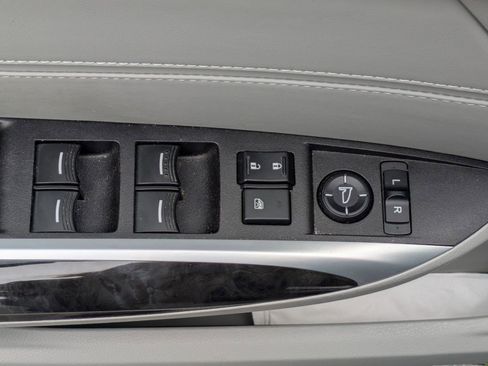 Used 2018 Acura TLX w/ Technology Package image 21