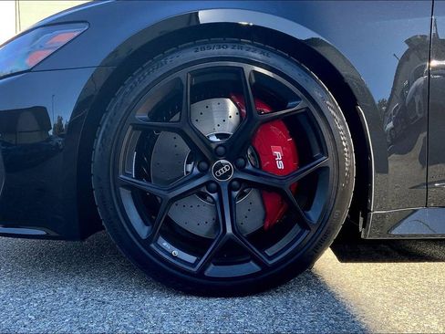 New 2026 Audi RS 6 performance image 11