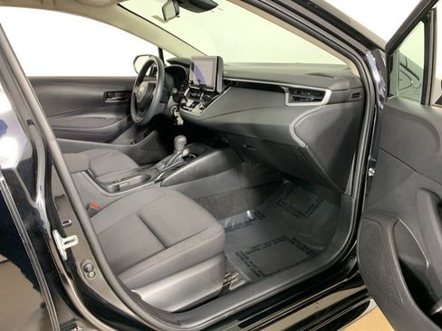 Used 2024 Toyota Corolla LE image 35