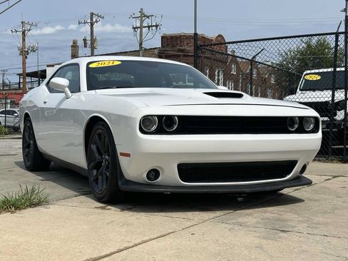 Used 2021 Dodge Challenger GT w/ Blacktop Package RWD image 3