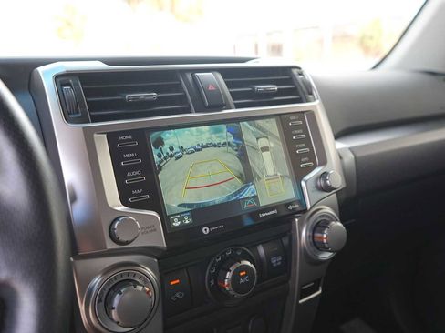 Used 2023 Toyota 4Runner SR5 Premium w/ Moonroof Package RWD image 22