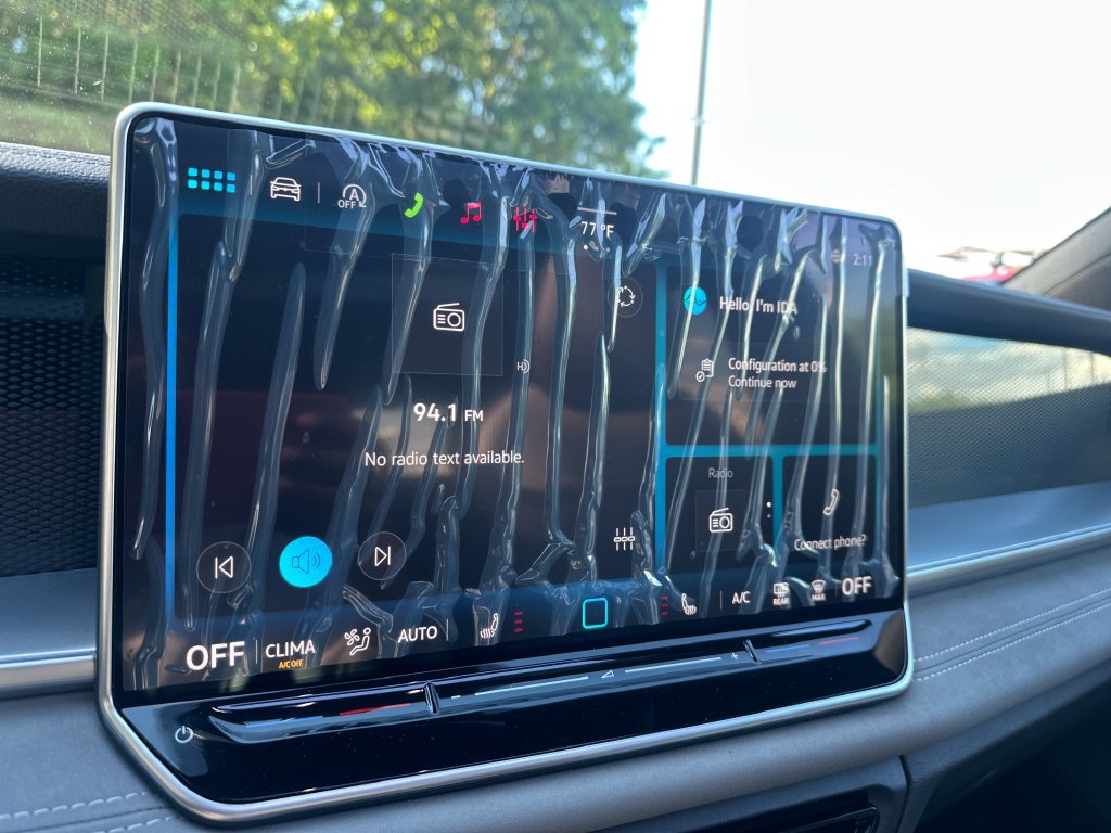 New 2026 Volkswagen Tiguan SE R-Line AWD/4WD image 14