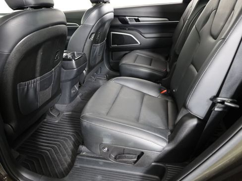Used 2020 Kia Telluride S AWD/4WD image 18
