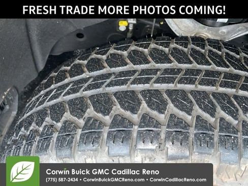 Used 2025 GMC Sierra 1500 AT4 w/ AT4 Premium Package image 5