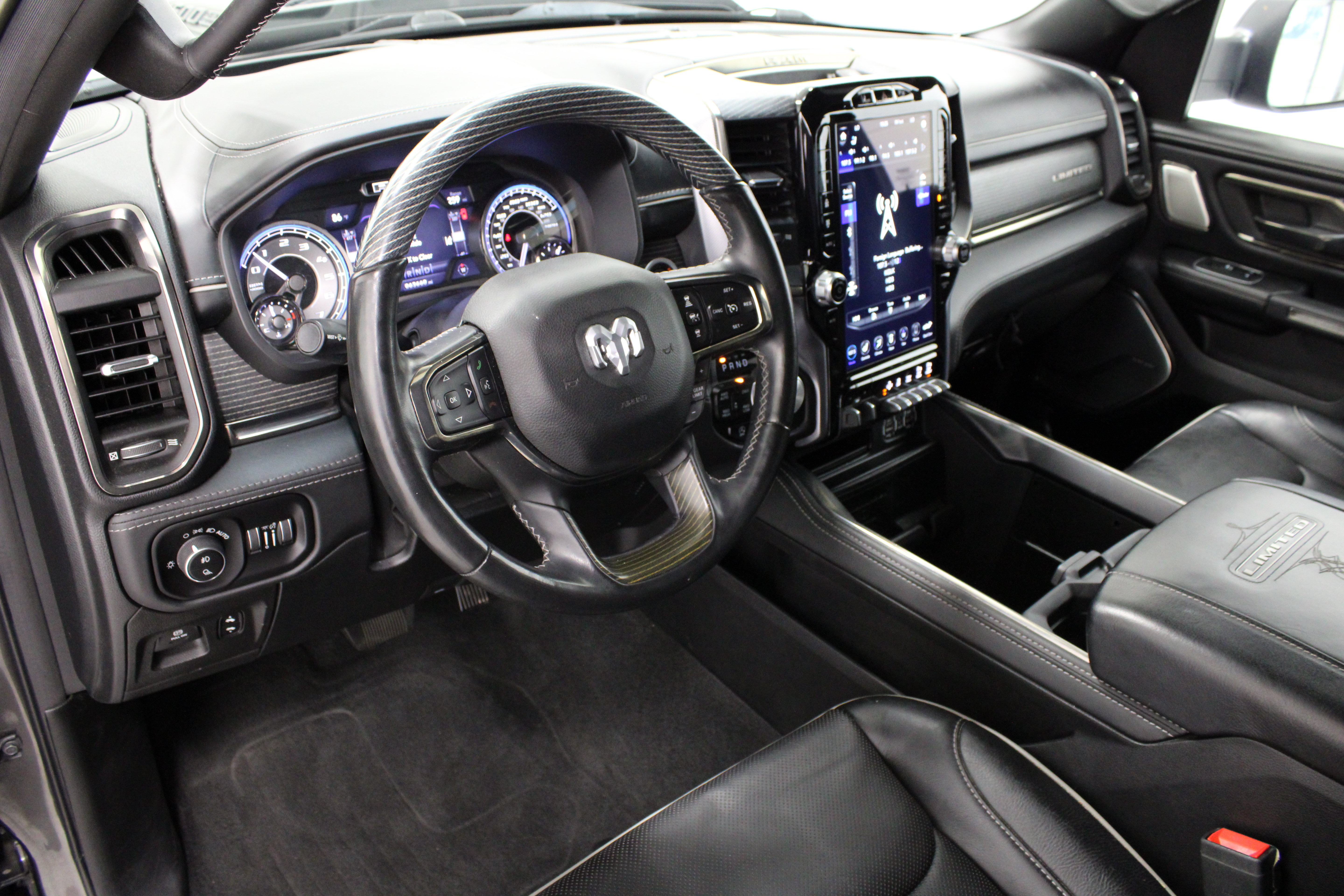 Used 2021 RAM 1500 Limited w/ Night Edition AWD/4WD image 15