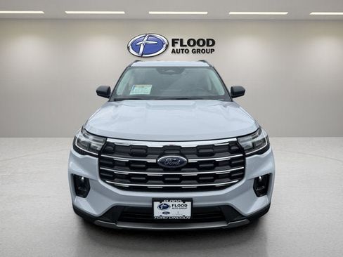New 2026 Ford Explorer Active w/ Active Comfort Package AWD/4WD image 2