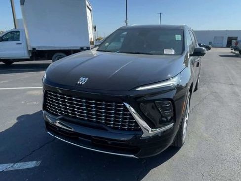 New 2026 Buick Enclave Avenir w/ Super Cruise Package AWD/4WD image 5