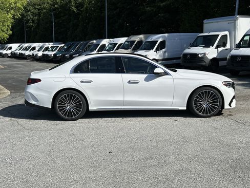 New 2026 Mercedes-Benz E 450 4MATIC Sedan image 5