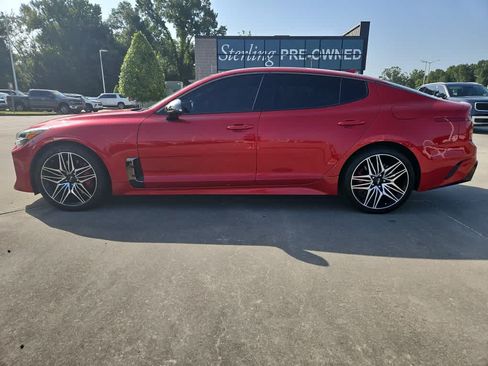 Certified 2022 Kia Stinger GT1 RWD image 1