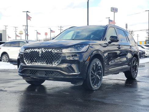 New 2026 Lincoln Aviator Reserve image 2