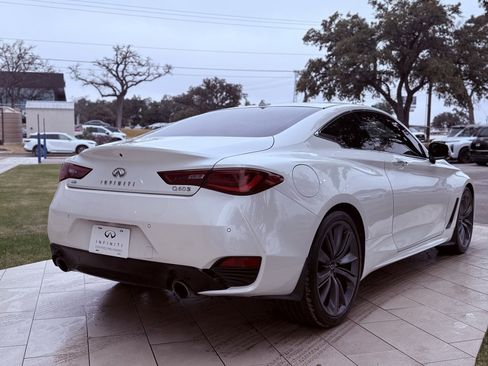 Certified 2022 INFINITI Q60 Red Sport 400 w/ Cargo Package image 6