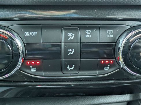 Used 2025 Chevrolet TrailBlazer ACTIV w/ Convenience Package image 26