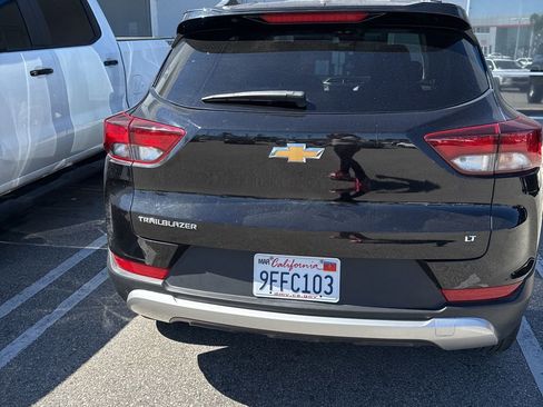 Used 2023 Chevrolet TrailBlazer LT image 5