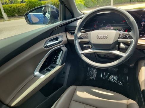 Used 2025 Audi Q5 Premium w/ Convenience Package AWD/4WD image 12