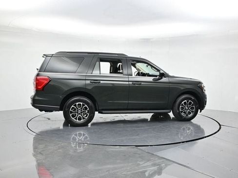 Used 2023 Ford Expedition XL image 4