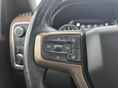 Used 2021 Chevrolet Silverado 1500 High Country w/ Technology Package image 23