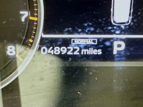 Used 2023 Mitsubishi Outlander SE image 19