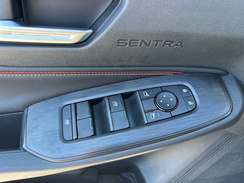 Used 2027 Nissan Sentra SR w/ Floor Mat Package FWD image 12