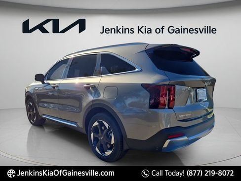 Used 2026 Kia Sorento EX w/ EX Premium Package FWD image 7