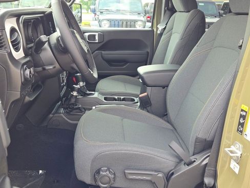 New 2025 Jeep Wrangler Sport S image 24