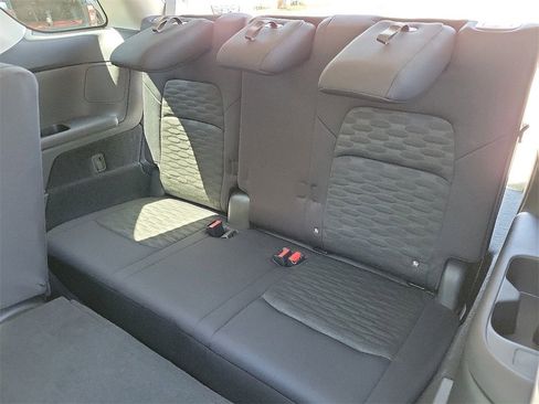 New 2025 Nissan Pathfinder SV image 13