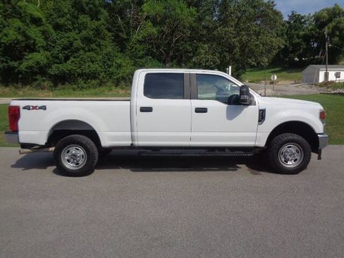 Used 2022 Ford F250 XL w/ Power Equipment Group AWD/4WD image 8