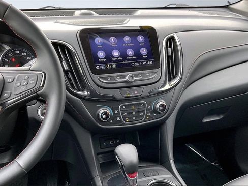 Used 2023 Chevrolet Equinox RS w/ RS Leather Package image 6