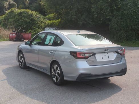 Used 2024 Subaru Legacy Premium AWD/4WD image 7