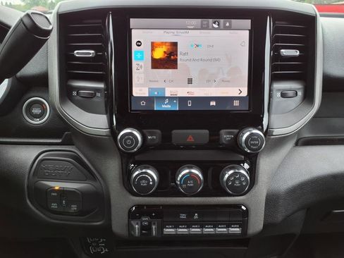 Used 2025 RAM 2500 Tradesman image 16