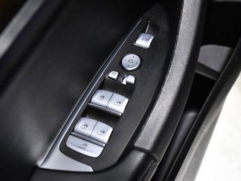 Used 2023 BMW X4 xDrive30i w/ Premium Package image 18