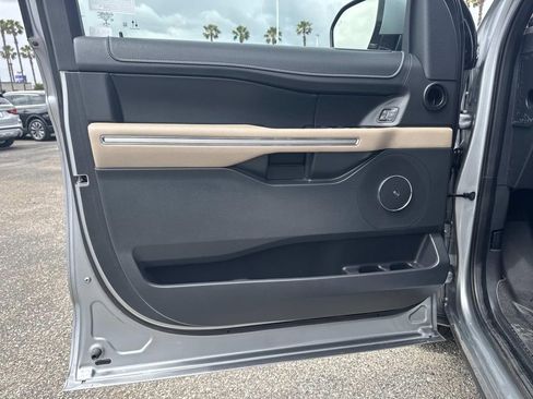 Certified 2022 Ford Expedition Limited RWD image 19