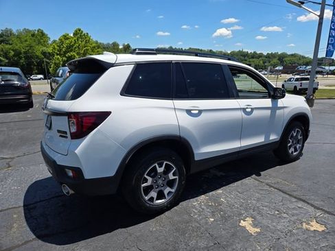 Used 2023 Honda Passport TrailSport image 8