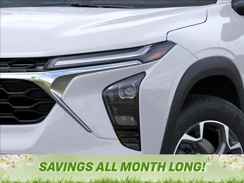 New 2026 Chevrolet Trax LT w/ Driver Confidence Package FWD image 10