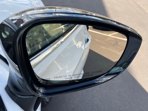 Used 2025 Chrysler Pacifica Select FWD image 56