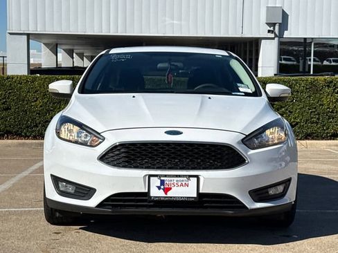 Used 2018 Ford Focus SEL image 3