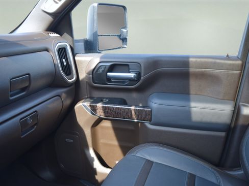 Used 2022 GMC Sierra 2500 Denali w/ Denali Ultimate Package AWD/4WD image 20