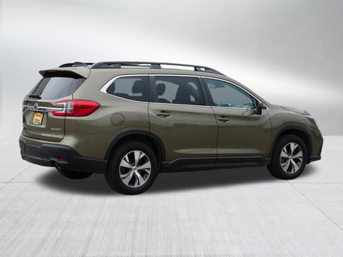 Used 2023 Subaru Ascent Premium AWD/4WD image 7